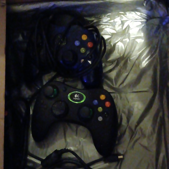 Xbox Console, Controllers, memory card, connections, 10 games PREOWNED - Picture 6 of 6